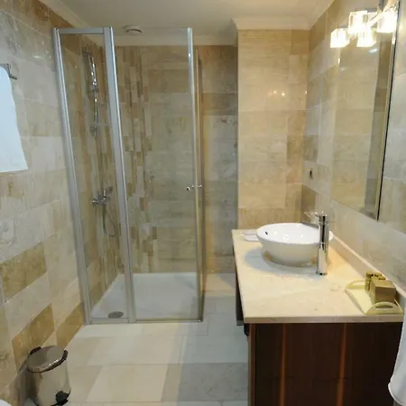 Gold City 2b2b Penthouse Main Building With Free Aqua Park Apartment